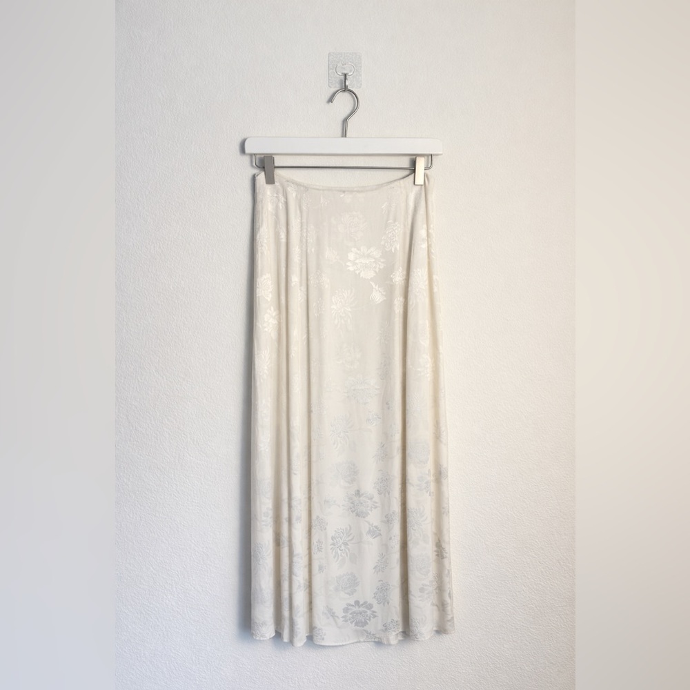 Aritzia Wilfred Cream Floral Women's Skirt